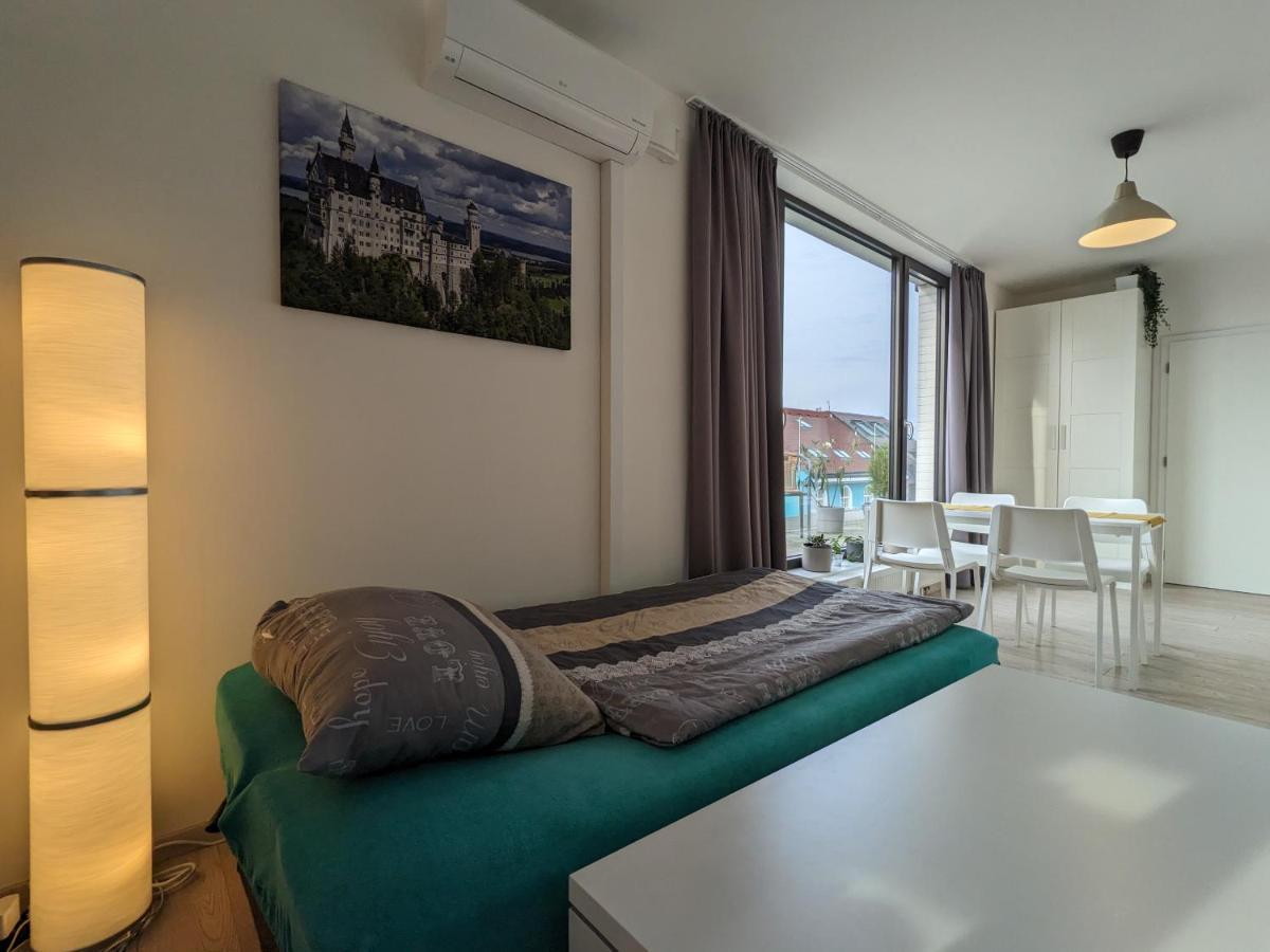 Cozy Apartment With Big Terrace In Central Prague - Karlin Luaran gambar