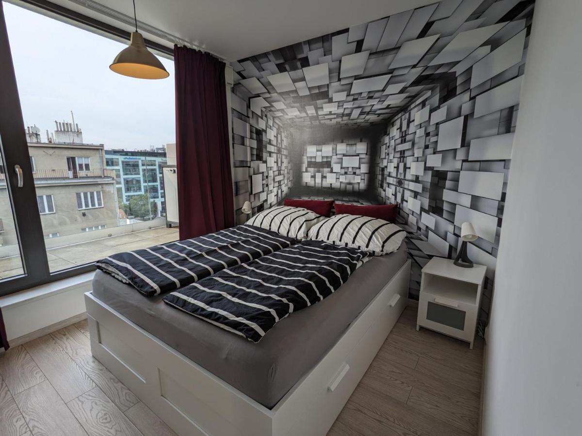 Cozy Apartment With Big Terrace In Central Prague - Karlin Luaran gambar